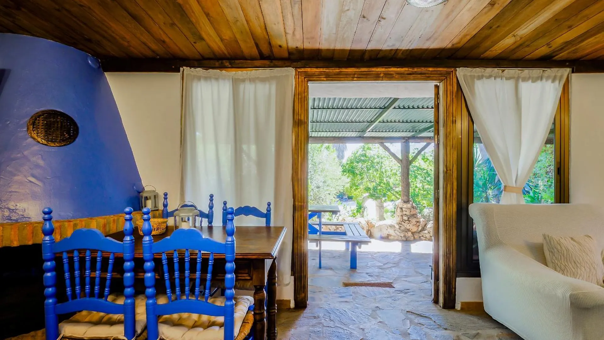CABAÑA FINCA la RAJA 2 DORMITORIOS Alhaurín el Grande Сasa de vacaciones